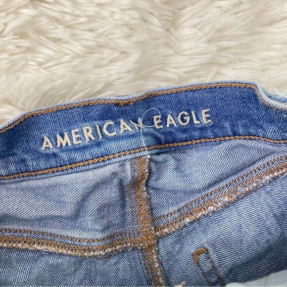 American Eagle Outfitters Distressed Denim Highest Rise 90's Boyfriend Shorts - Picture 2 of 5